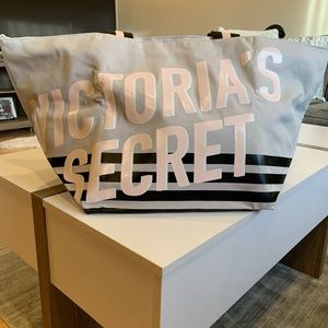 NWT Victoria Secret Tote